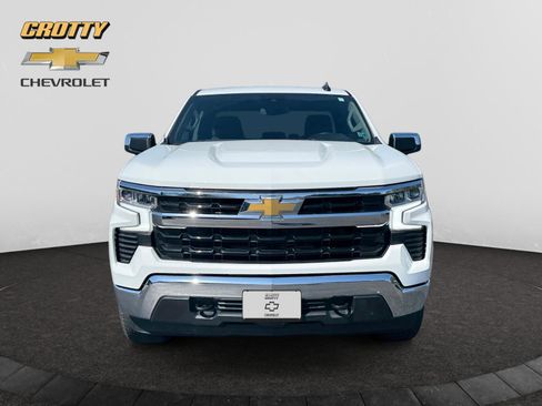 Used 2023 Chevrolet Silverado 1500 LT AWD/4WD image 8