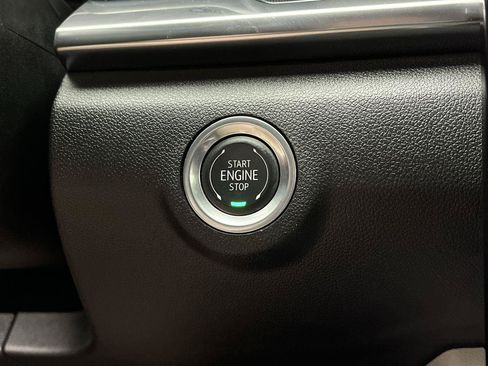Certified 2025 GMC Terrain Elevation AWD/4WD image 21