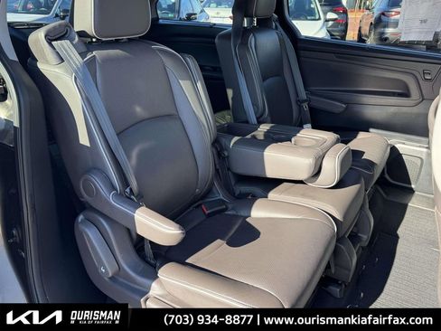 Used 2021 Honda Odyssey Elite image 17