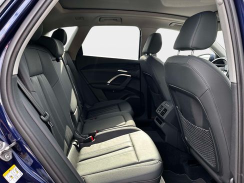 Used 2025 Audi Q5 Premium w/ Convenience Package AWD/4WD image 9