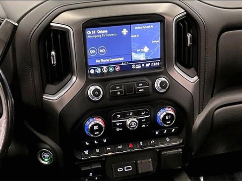 Used 2022 GMC Sierra 3500 Denali w/ Denali Ultimate Package image 6