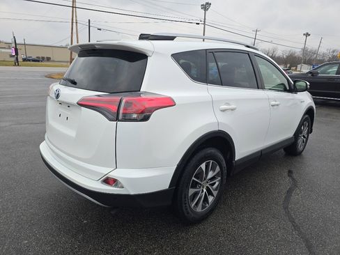 Used 2018 Toyota RAV4 XLE w/ Convenience Package image 6