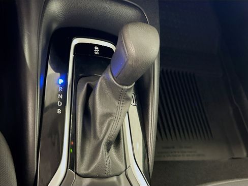 Used 2024 Toyota Corolla LE image 25