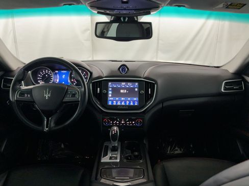 Used 2016 Maserati Ghibli 4dr Sdn image 17