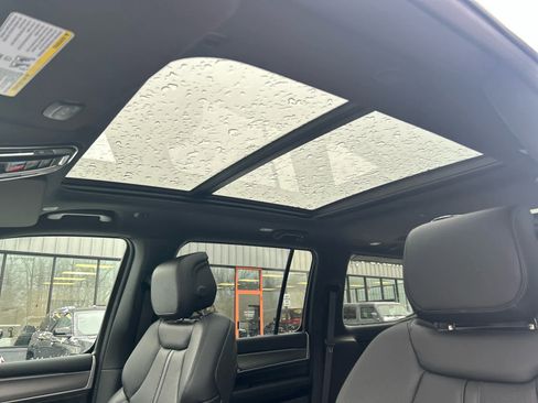 New 2026 Jeep Grand Wagoneer Limited w/ Premium Group II image 27