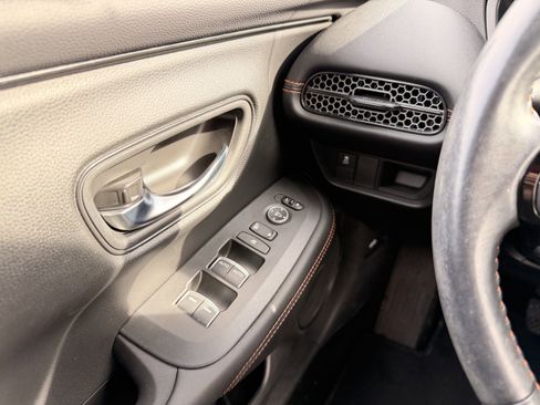 Used 2023 Honda HR-V Sport image 20