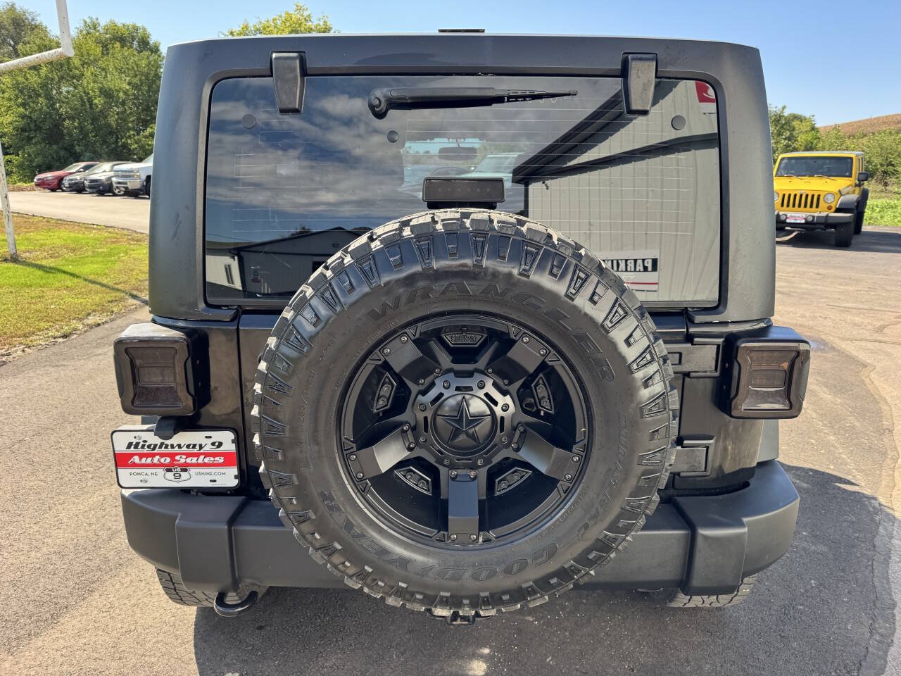 Used 2013 Jeep Wrangler Unlimited Sport AWD/4WD image 4