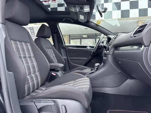 Used 2012 Volkswagen GTI image 26