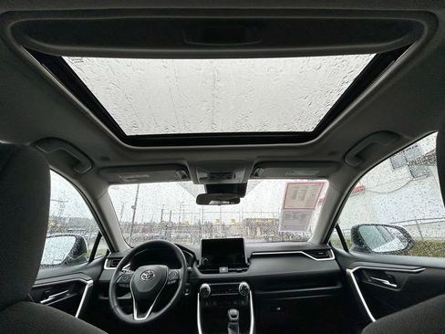 Certified 2024 Toyota RAV4 XLE w/ Convenience Package image 18