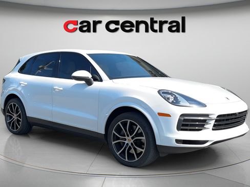 Used 2019 Porsche Cayenne S AWD/4WD image 8