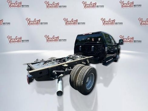 New 2025 GMC Sierra 3500 Pro w/ Convenience Package image 5