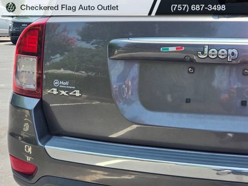 Used 2016 Jeep Compass Latitude AWD/4WD image 7