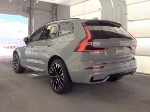 Used 2026 Volvo XC60 B5 Ultra AWD/4WD image 4