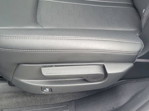 Used 2025 Kia Sorento S w/ Panoramic Sunroof Package FWD image 10