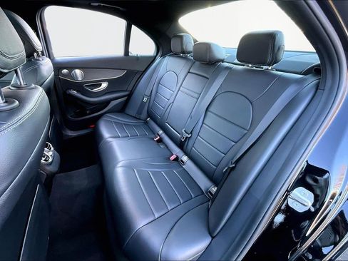 Used 2019 Mercedes-Benz C 300 4MATIC Sedan image 16