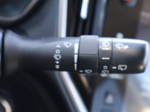 Used 2023 Subaru Outback Limited image 36