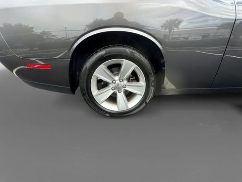 Certified 2023 Dodge Challenger SXT RWD image 10