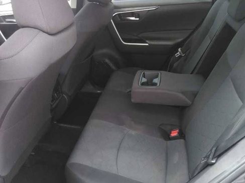 Used 2024 Toyota RAV4 XLE AWD/4WD image 3