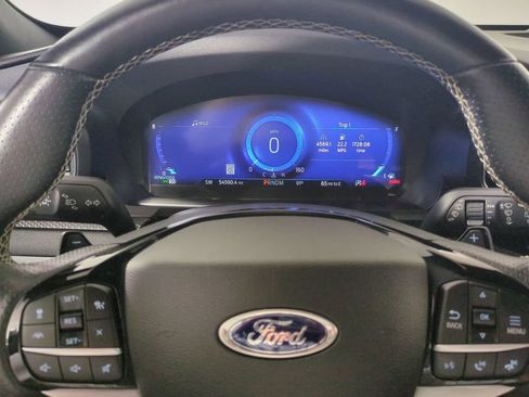 Used 2022 Ford Explorer ST AWD/4WD image 36