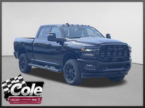 Used 2025 RAM 2500 Big Horn AWD/4WD image 1