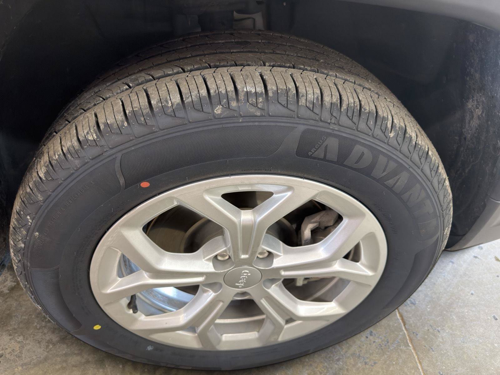 Used 2024 Jeep Compass Latitude AWD/4WD image 13