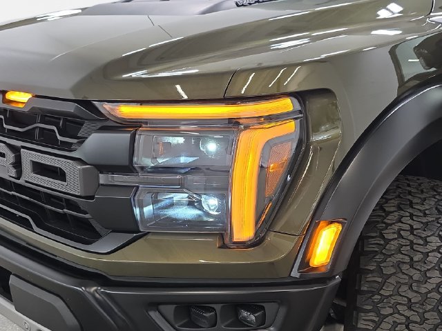 Used 2024 Ford F150 Raptor AWD/4WD image 31