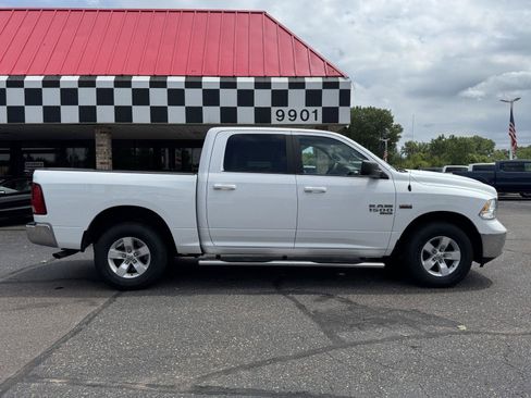 Used 2019 RAM 1500 Classic SLT AWD/4WD image 8