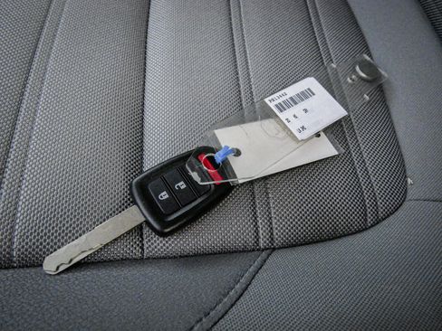 Used 2020 Honda CR-V LX image 34