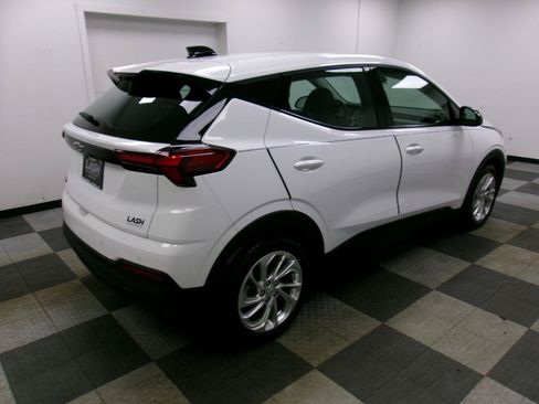 New 2027 Chevrolet Bolt LT w/ Comfort Package FWD image 11