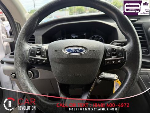 Used 2023 Ford Transit 250 Medium Roof AWD image 10
