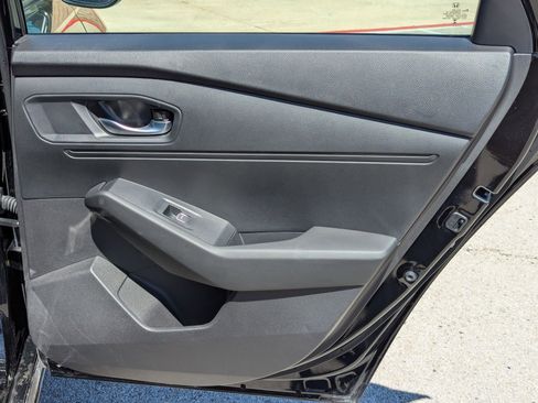 Used 2025 Honda Accord Sport image 26