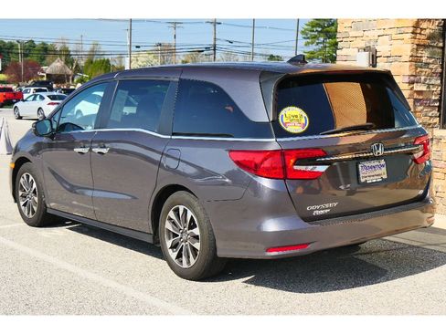 Used 2023 Honda Odyssey EX-L image 5