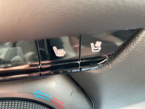 Used 2025 Chevrolet Blazer RS w/ Enhanced Convenience Package image 27