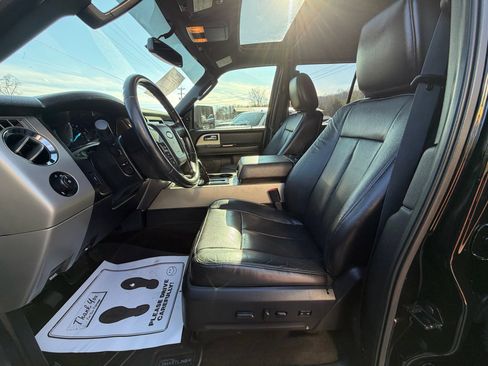 Used 2017 Ford Expedition EL XLT w/ Equipment Group 202A image 10