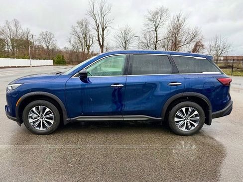 Certified 2025 INFINITI QX60 Pure image 4