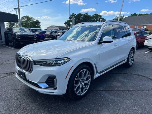 Used 2020 BMW X7 xDrive40i w/ Premium Package AWD/4WD image 9