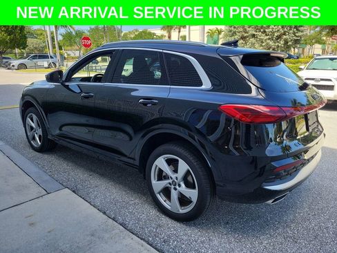 Used 2025 Audi Q5 Premium Plus w/ Premium Plus AWD/4WD image 3