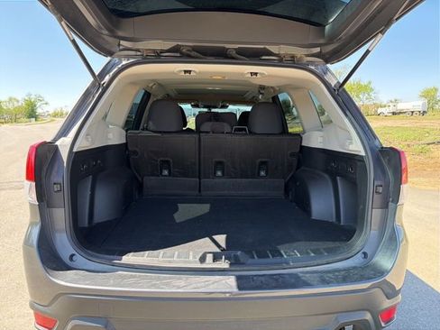 Used 2023 Subaru Forester Premium image 20