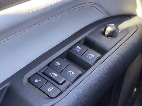 New 2026 Jeep Compass Limited image 22