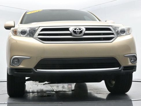 Used 2013 Toyota Highlander Limited FWD image 50