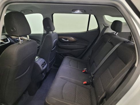 Used 2021 GMC Terrain SLE w/ Driver Convenience Package AWD/4WD image 18