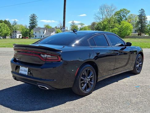 Used 2023 Dodge Charger SXT w/ Blacktop Package AWD/4WD image 7