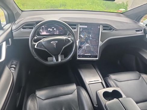 Used 2016 Tesla Model X Performance AWD/4WD image 7