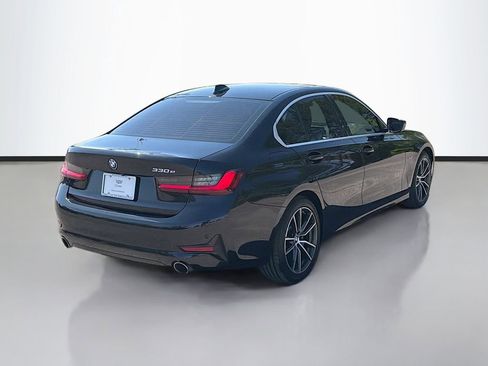 Used 2022 BMW 330e w/ Driving Assistance Package RWD image 4