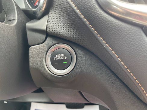Used 2024 Chevrolet Equinox Premier AWD/4WD image 20