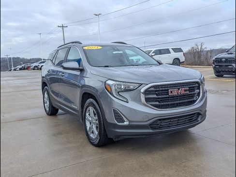 Used 2021 GMC Terrain SLE w/ Driver Convenience Package image 5