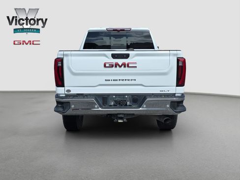 Used 2025 GMC Sierra 2500 SLT w/ SLT Premium Package AWD/4WD image 16