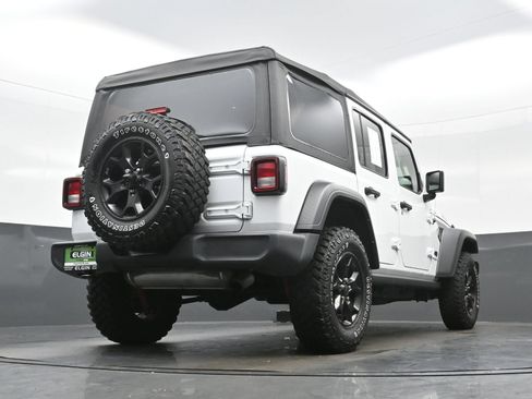 Used 2022 Jeep Wrangler Unlimited Sport AWD/4WD image 31