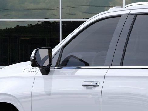 New 2026 Chevrolet Tahoe High Country image 12