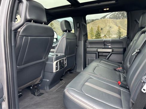 Used 2022 Ford F350 Platinum image 20